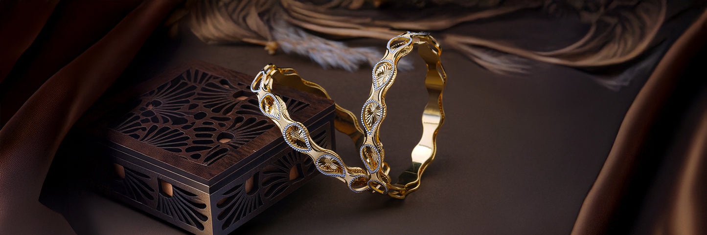 Classic Heart Line Diamond Band Bangles – Timeless Elegance for Women