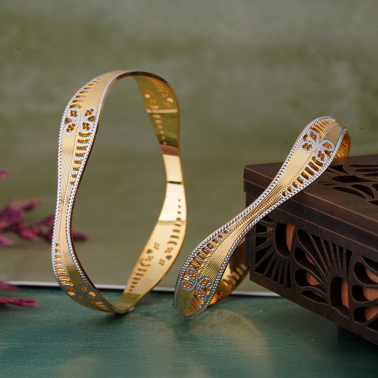 Classic Heart Line Diamond Band Bangles – Timeless Elegance for Women