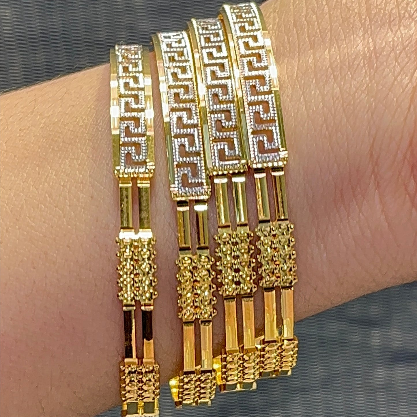 4 Pcs Bangles