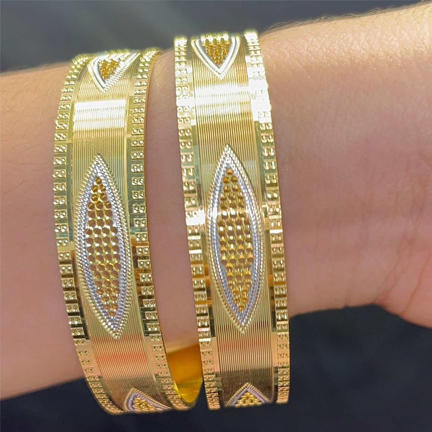 2 Pcs Bangles