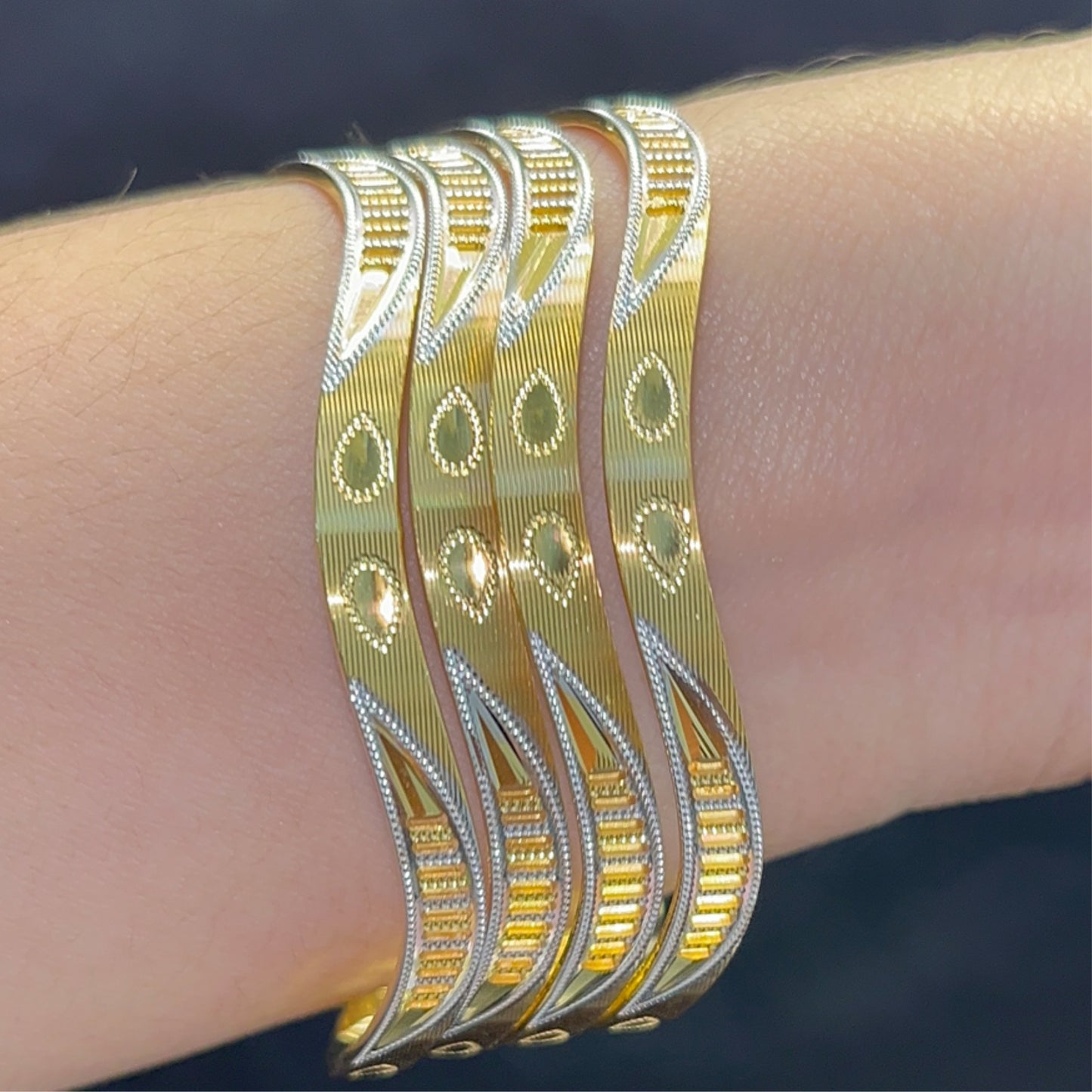 4 Pcs Bangles