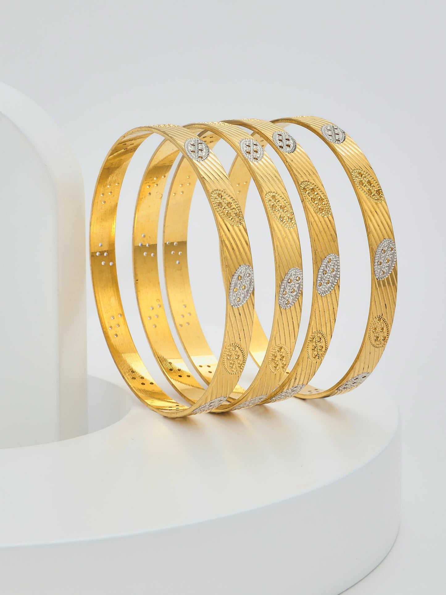 4 Pcs Bangles