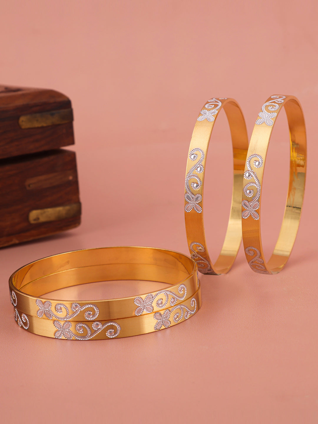 4 Pcs Bangles