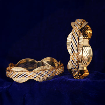 Classic Heart Line Diamond Band Bangles – Timeless Elegance for Women