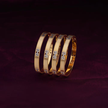 Classic Charm 4 Pcs Bangles