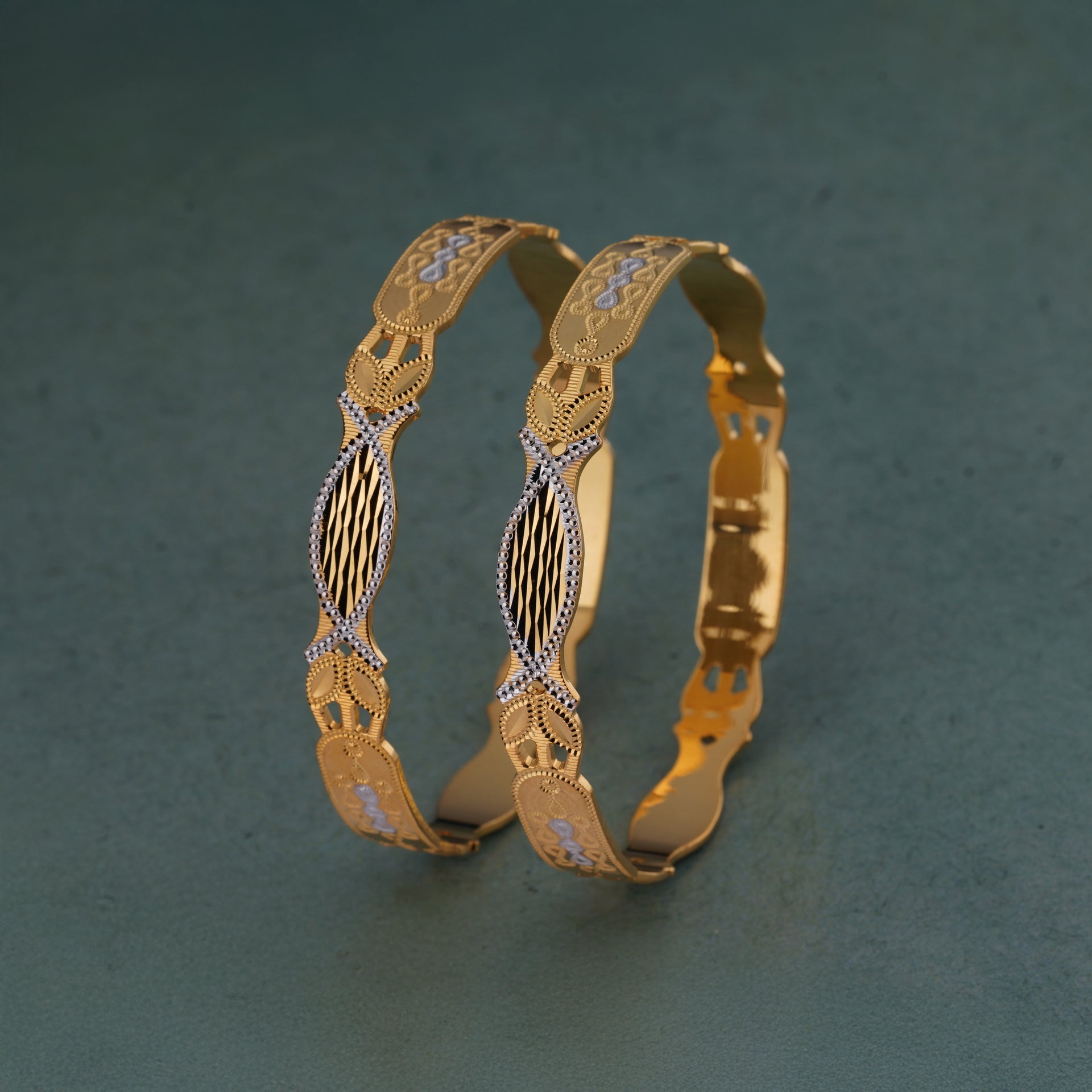 Classic Heart Line Diamond Band Bangles – Timeless Elegance for Women