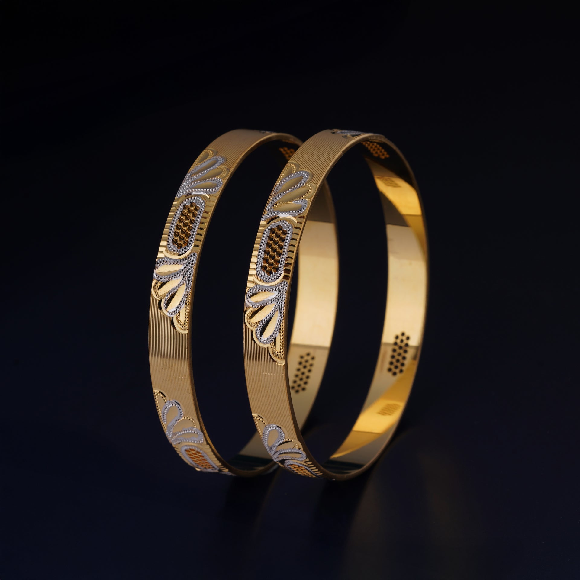 Classic Heart Line Diamond Band Bangles – Timeless Elegance for Women