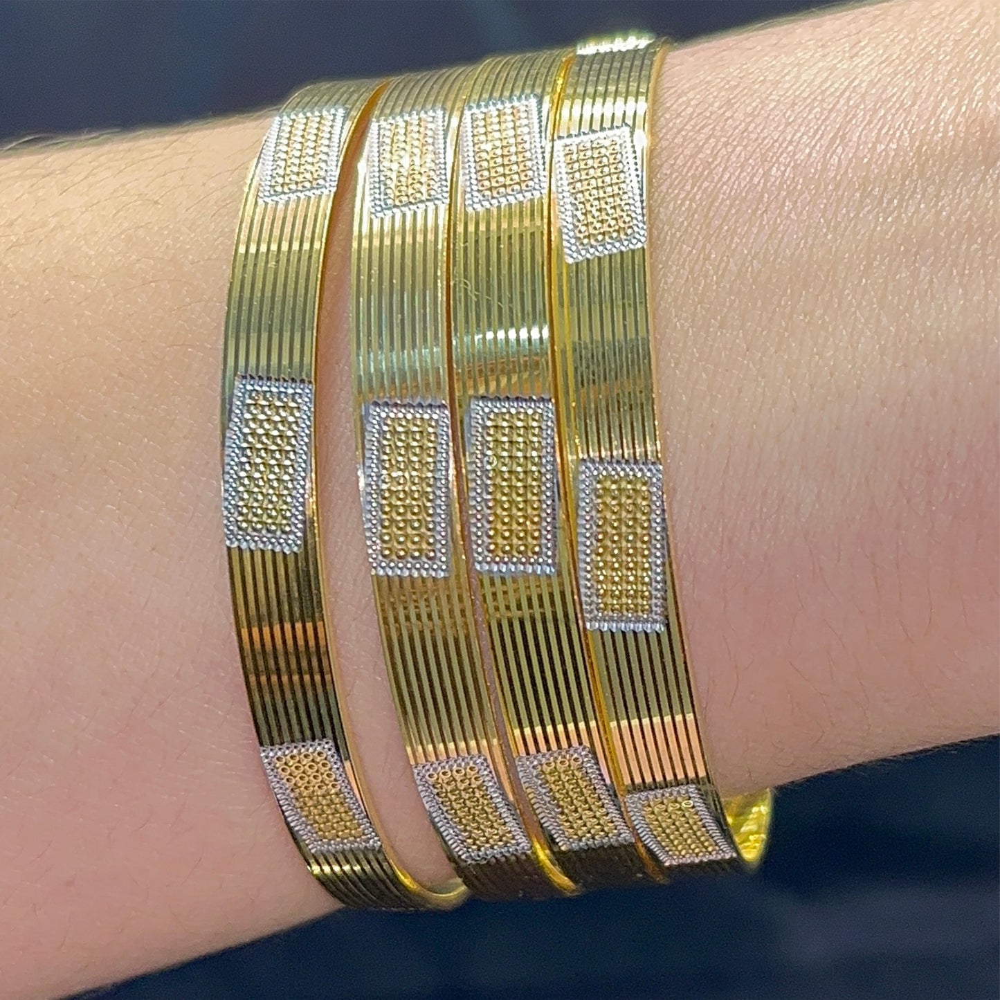 4 Pcs Bangles