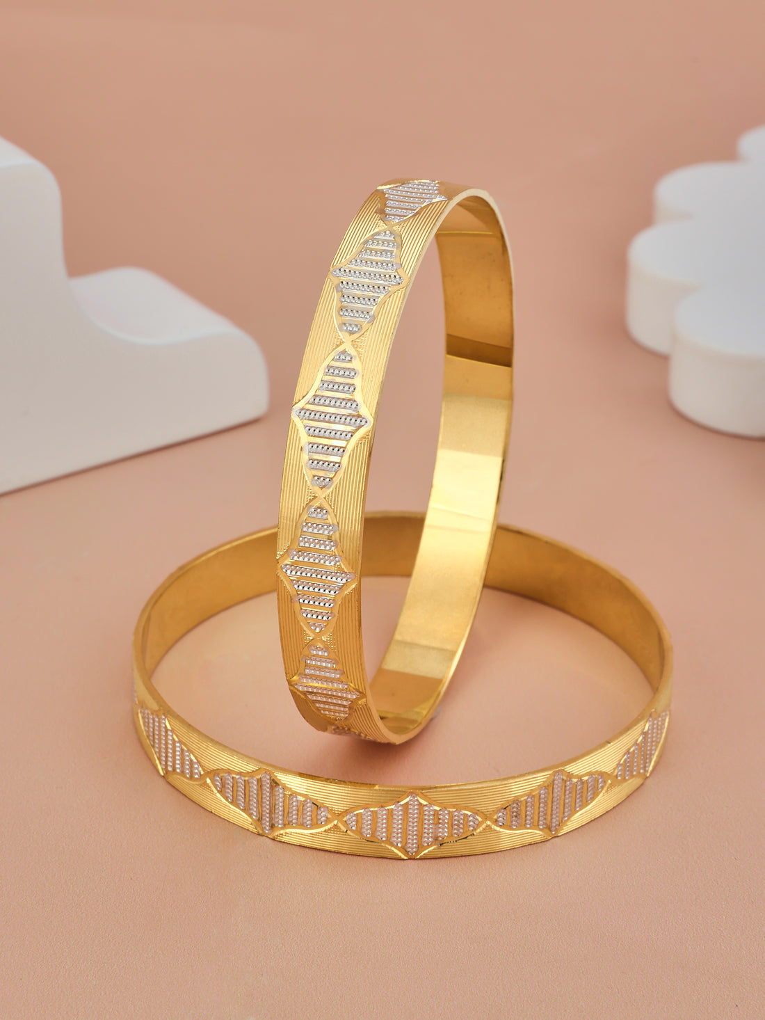 Graceful Gold 2 Pcs Bangles