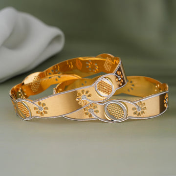 Sarita Bangles