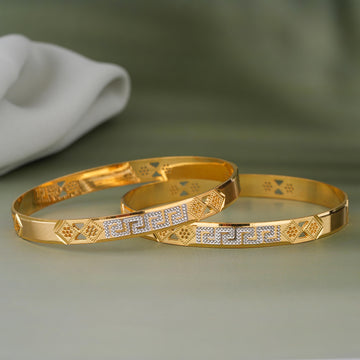 Hiranshi Bangles