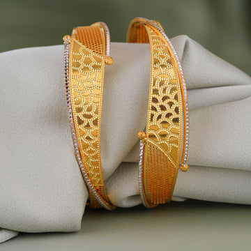 Love In Diamonds Bangles