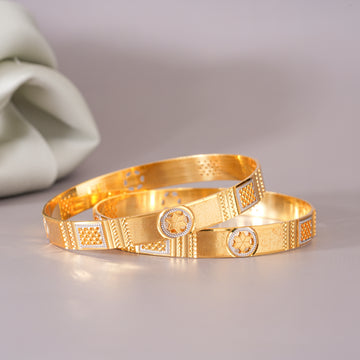ji0 2 pcs Bangles