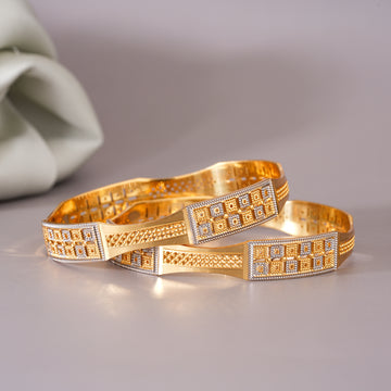 Rozmin 2 pcs Bangles