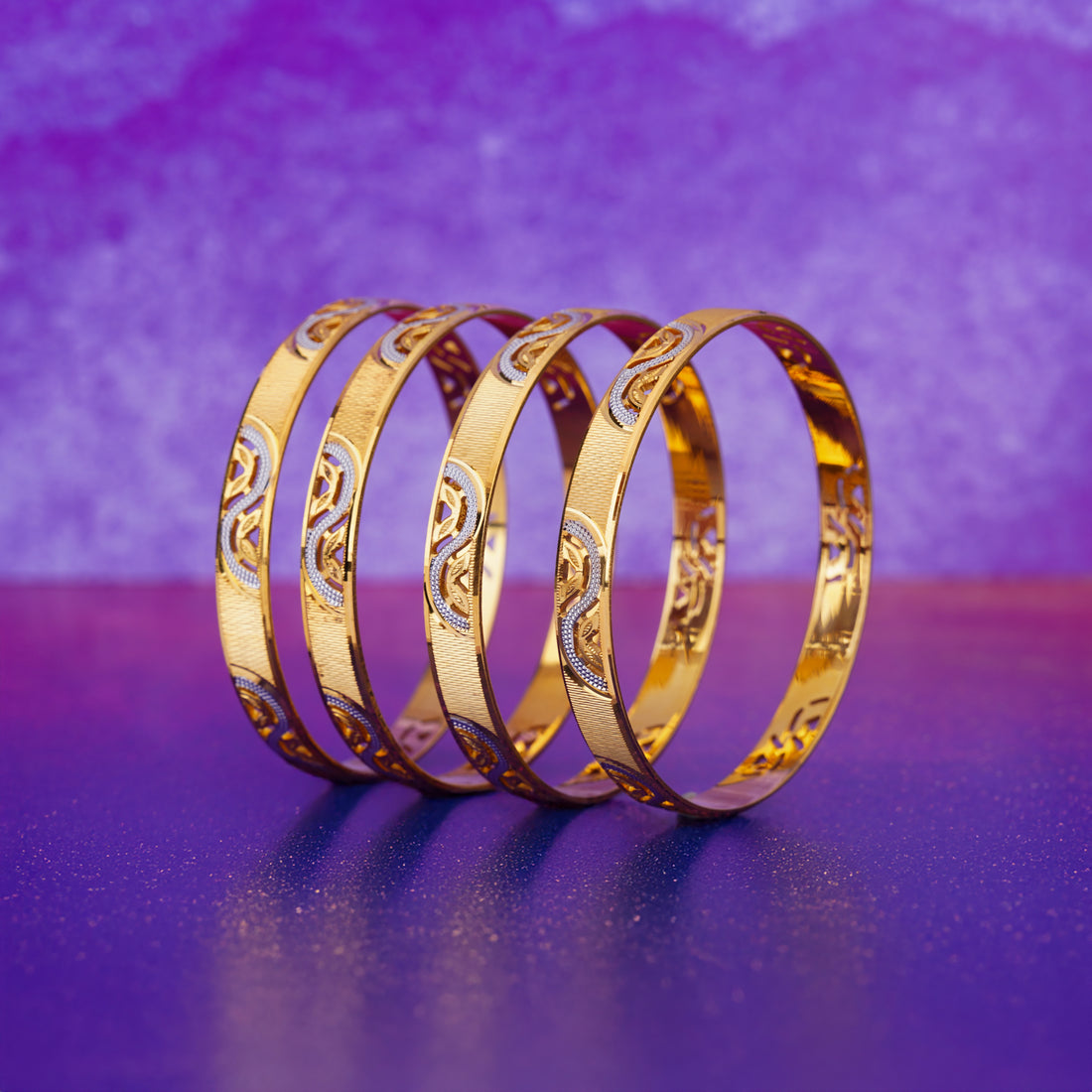 Golden Harmony 4 Pcs Bangles