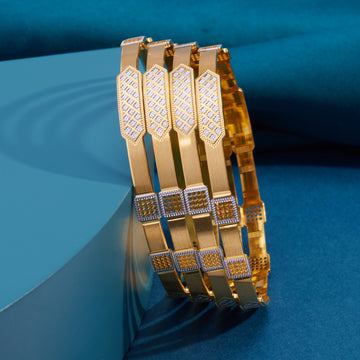 Nysa Gold 4 Pcs Bangles