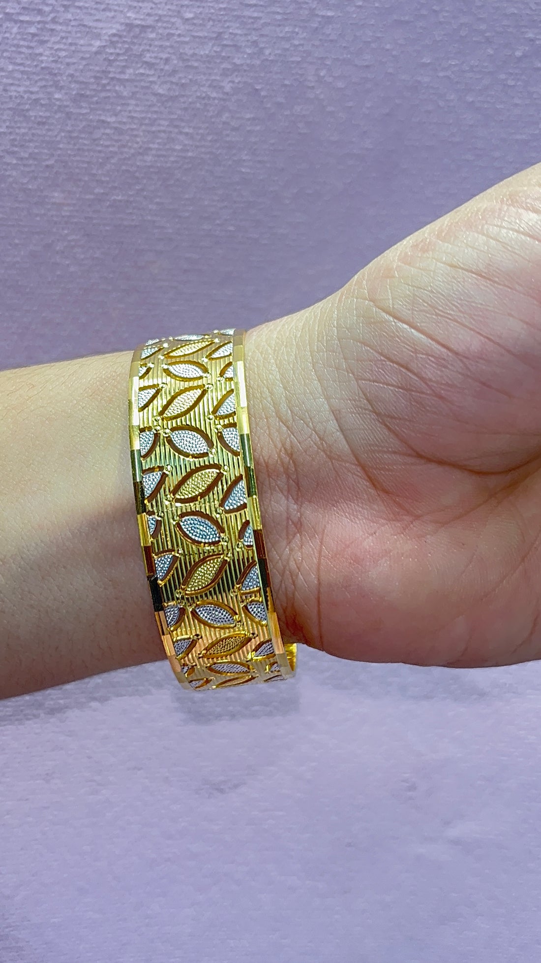 Aurum Flow 2 Pcs Bangles