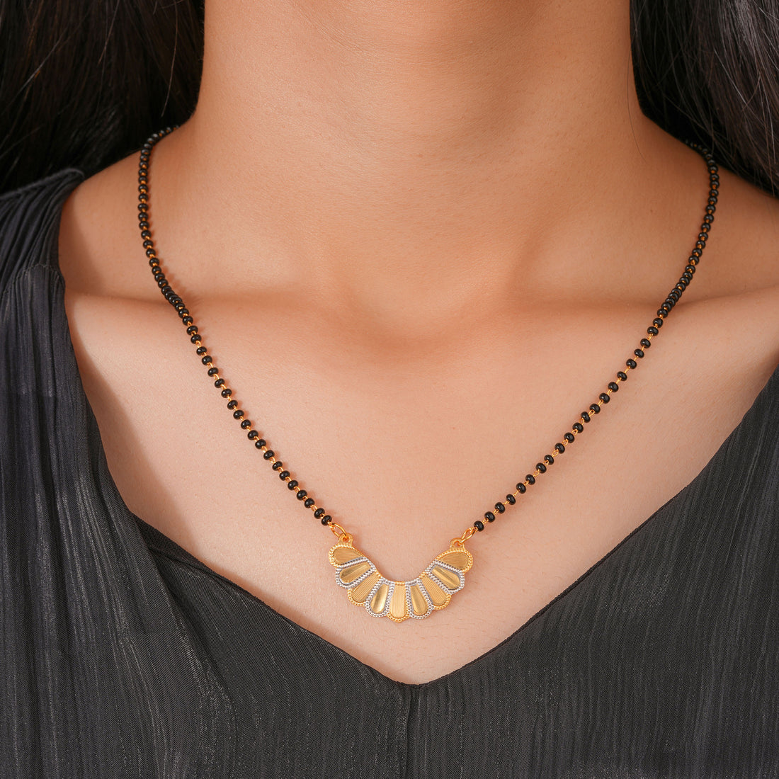 Aarohi Gold Mangalsutra