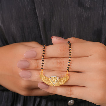 Dua Mangalsutra